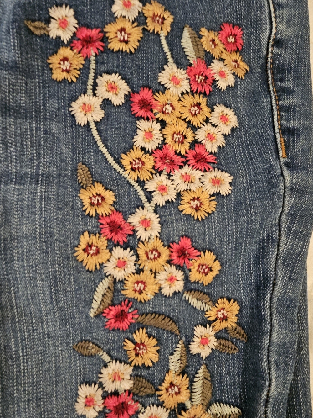 Aéropostale Floral Embroidered High Waisted Cropped Jegging - Size 8 - Picture 7 of 8